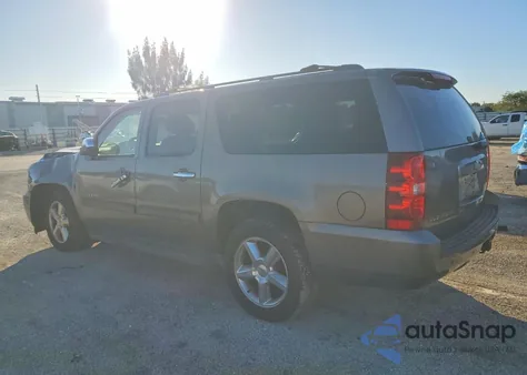 2011 Chevrolet Suburban C1500 Lt z USA, uszkodzony, nr VIN 1GNSCJE02BR265846